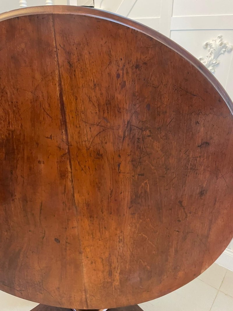 Antique Victorian Quality Figured Mahogany Circular Dining Table - Image 3
